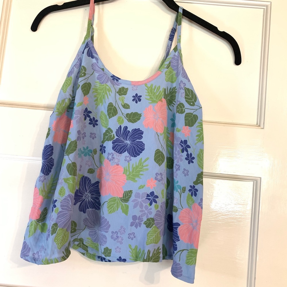 Lucy Love Hawaiian flower blouse 🌺